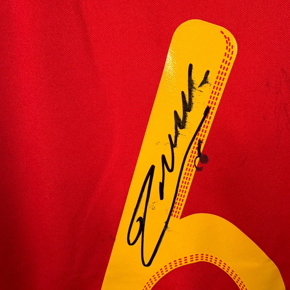 AndresIniestaSignedSpainHomeShirt-2010-signature | Iconic Shirts