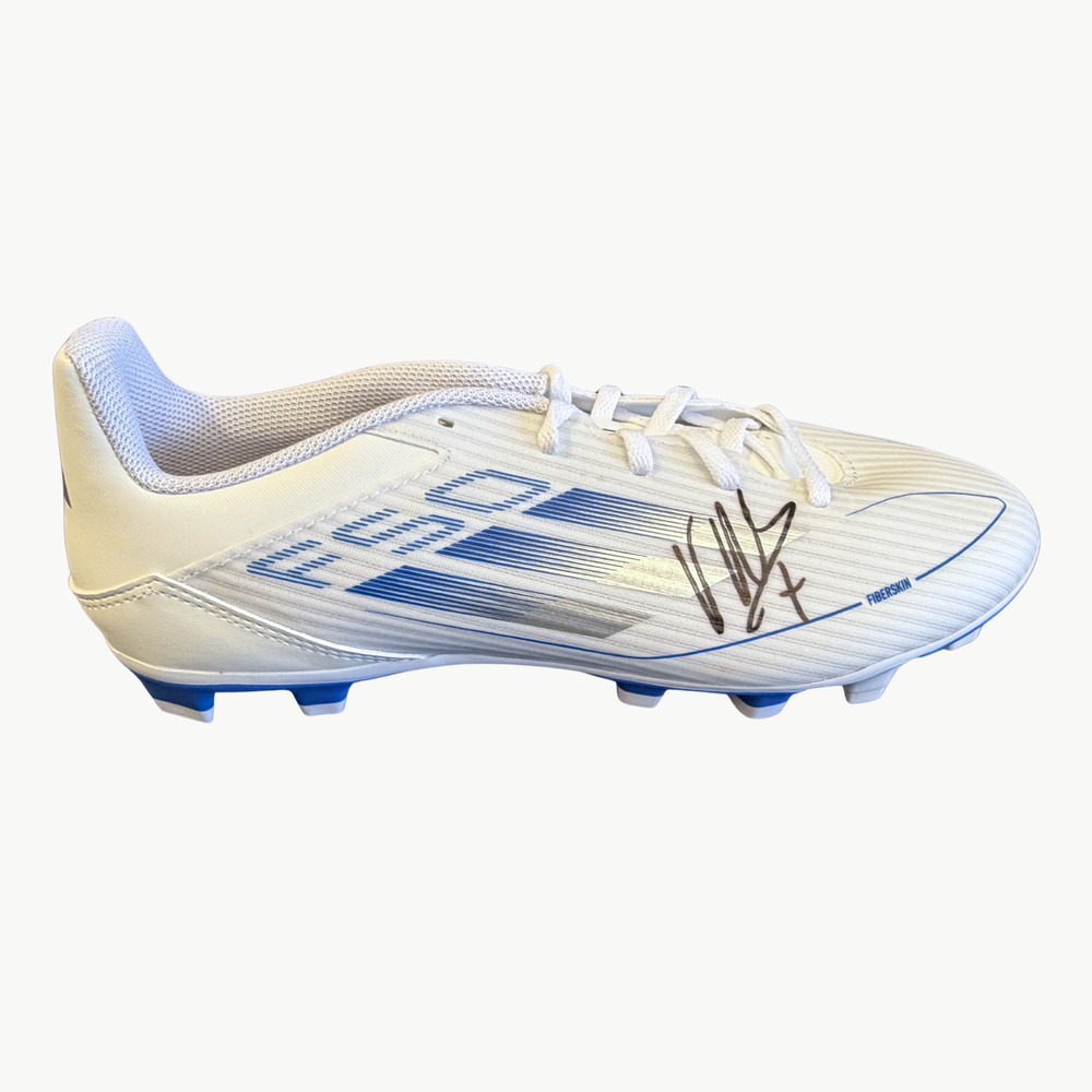 David Villa Signed Football Boot - Iconic Shirts # #