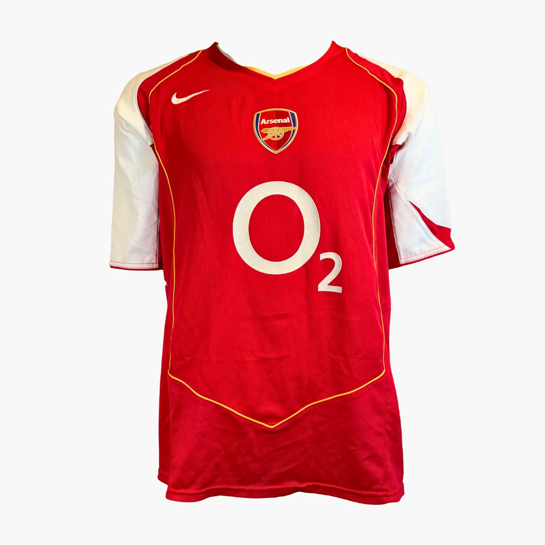 DennisBergkampSignedArsenalFCOriginal2004_05HomeShirt-front | Iconic Shirts