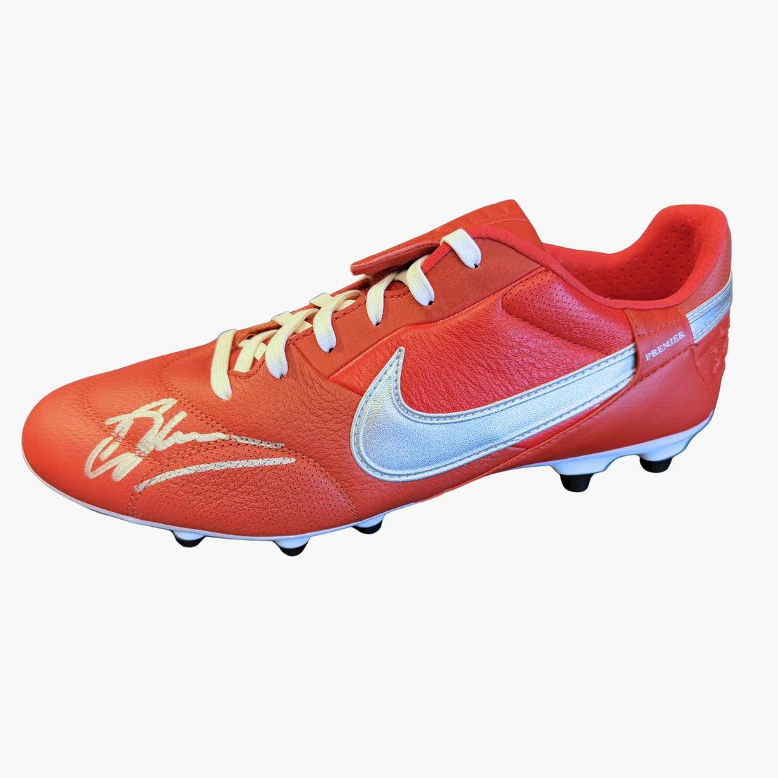 Chaussure de football Nike rouge signée Dennis Bergkamp | Iconic Shirts