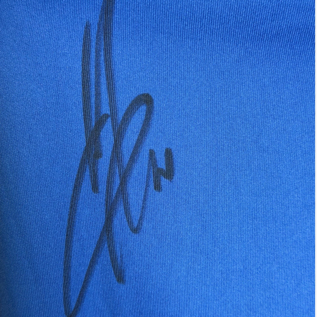 EdenHazardSignedChelseaHomeShirt2012_13-signature | Iconic Shirts