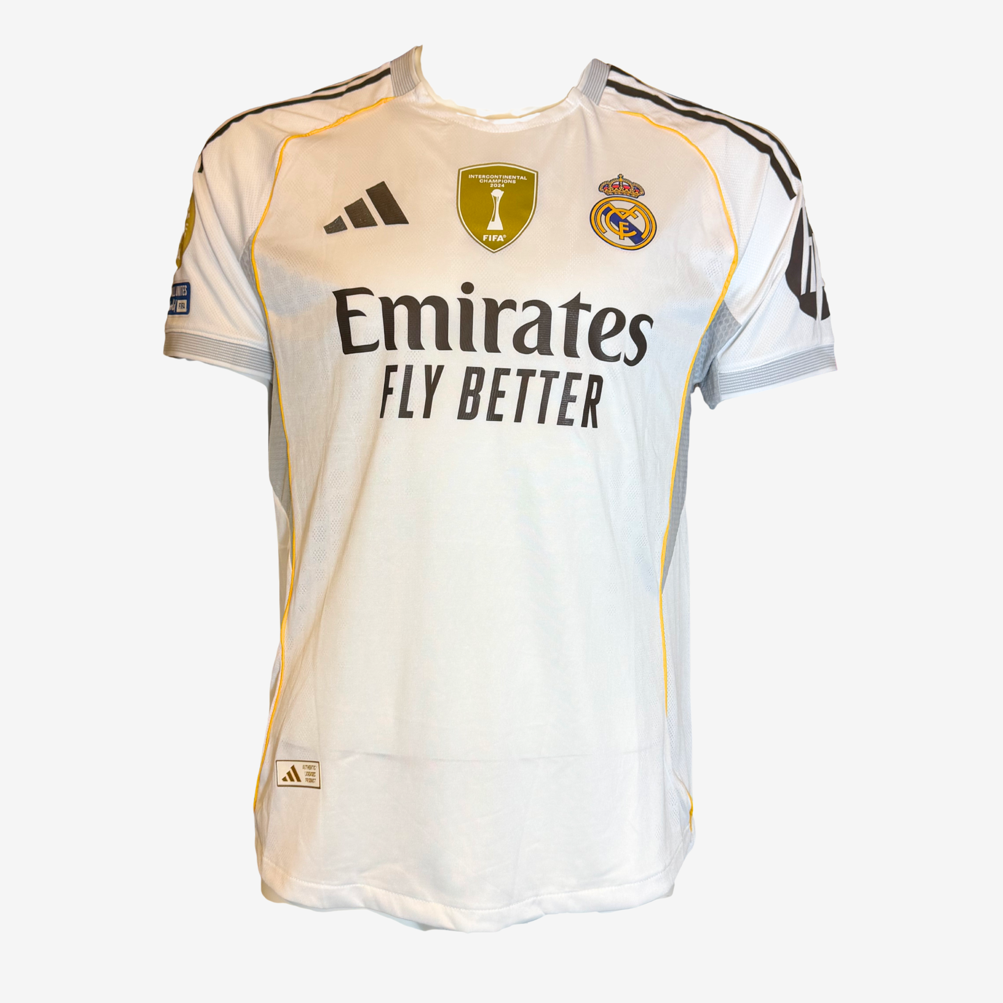 Federico Valverde Signed Real Madrid Home Shirt – 2025–26