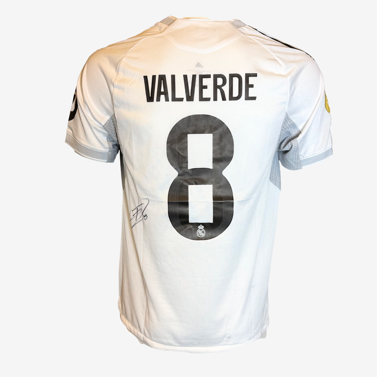 Federico Valverde Signed Real Madrid Home Shirt – 2025–26