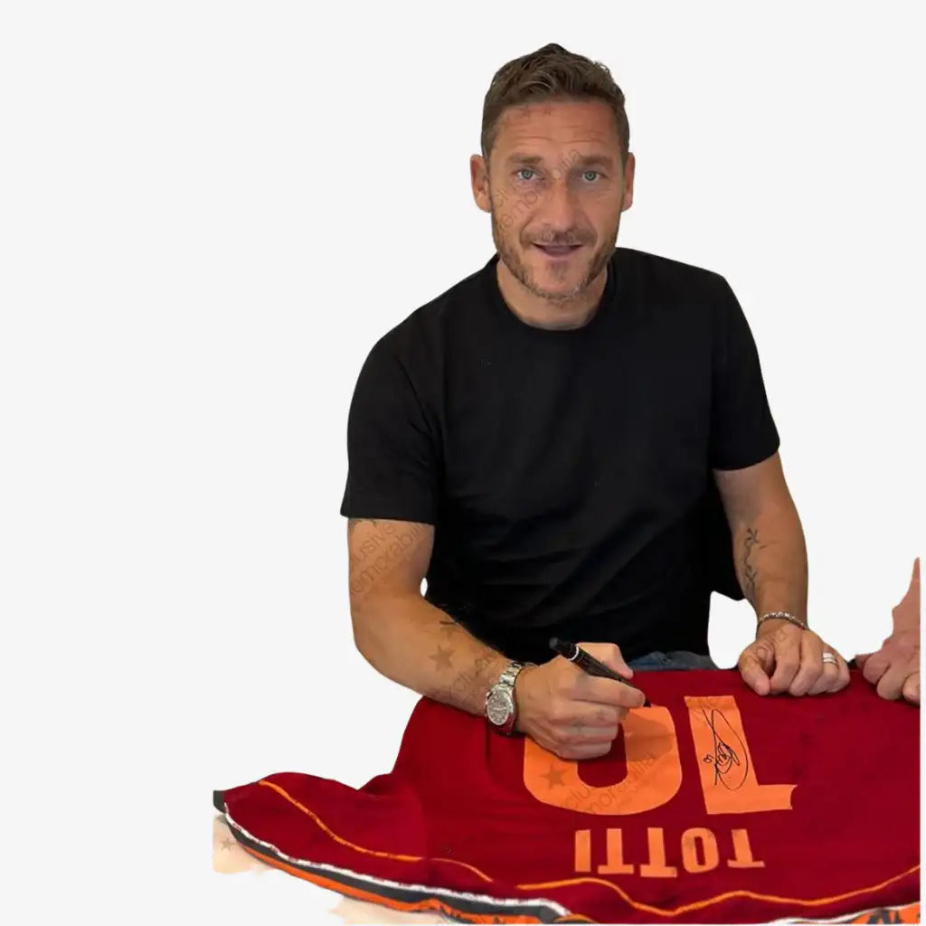 Maillot de football AS Roma signé par Francesco Totti_1998_99_Framed-proof_24dbce70-1727-4ff0-a932-7111c82a4fd6 | Iconic Shirts