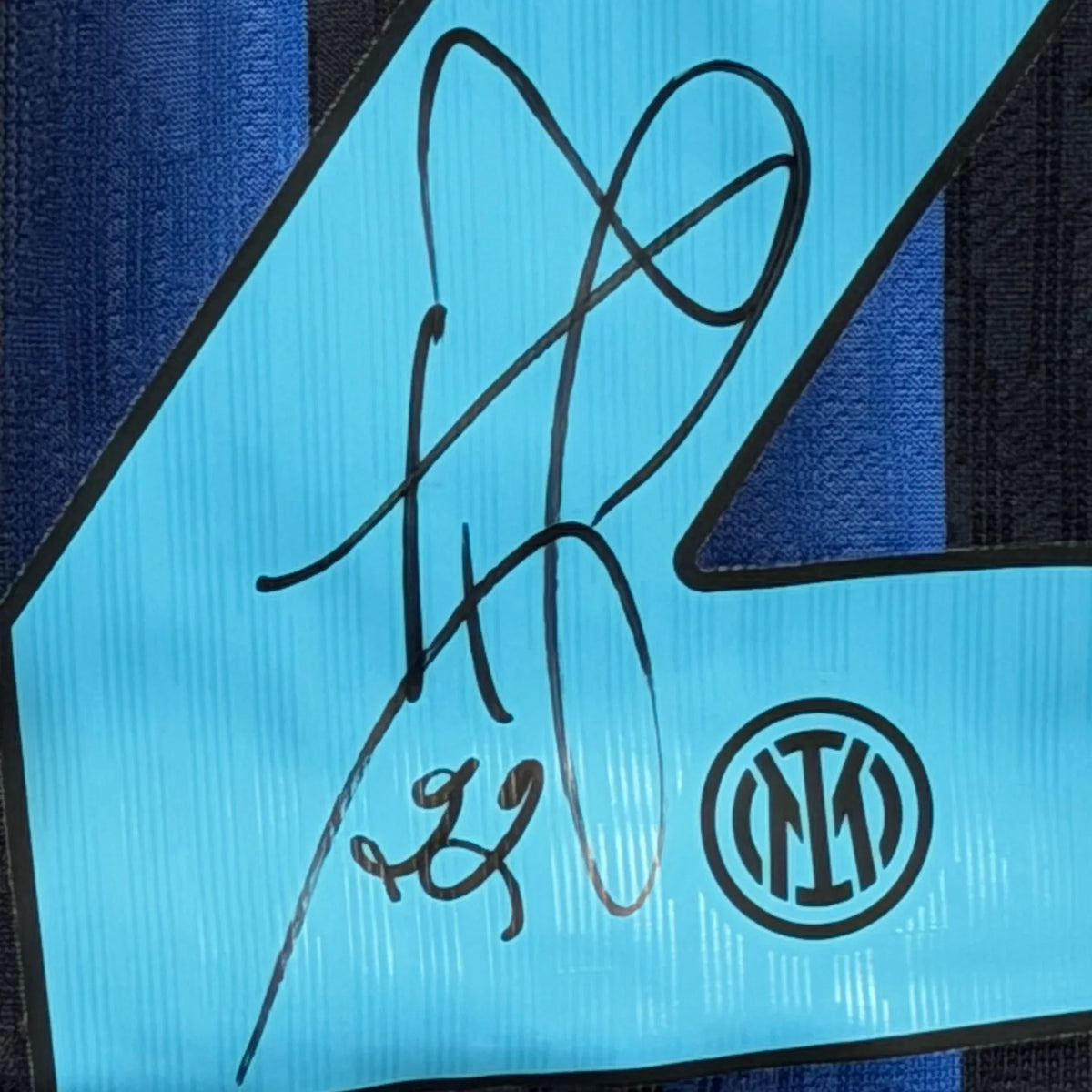 HenrikhMkhitaryanSignedInterMilan2025_26HomeShirt-signature | Iconic Shirts