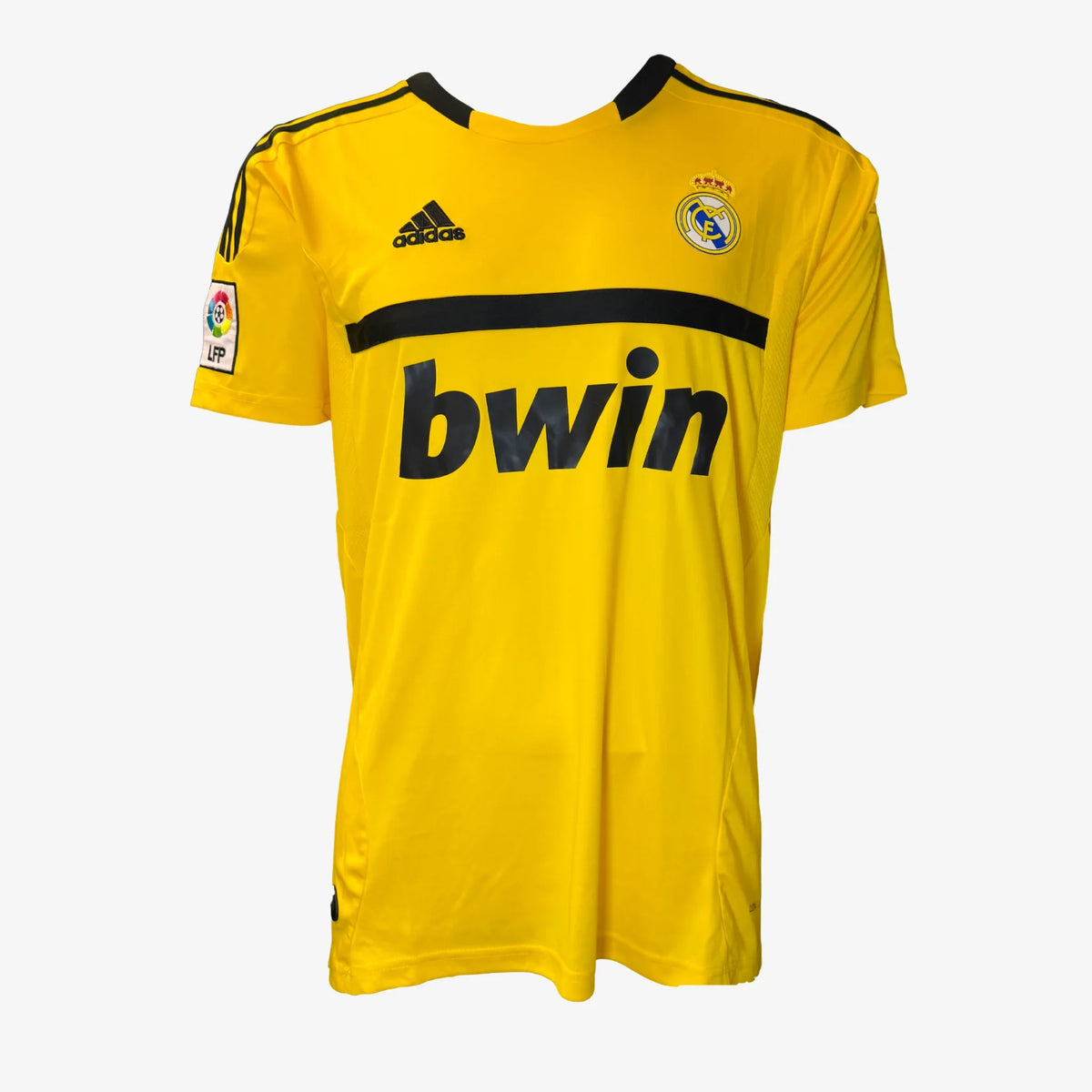 IkerCasillasSignedRealMadridGoalkeeperShirt_2011-front | Iconic Shirts