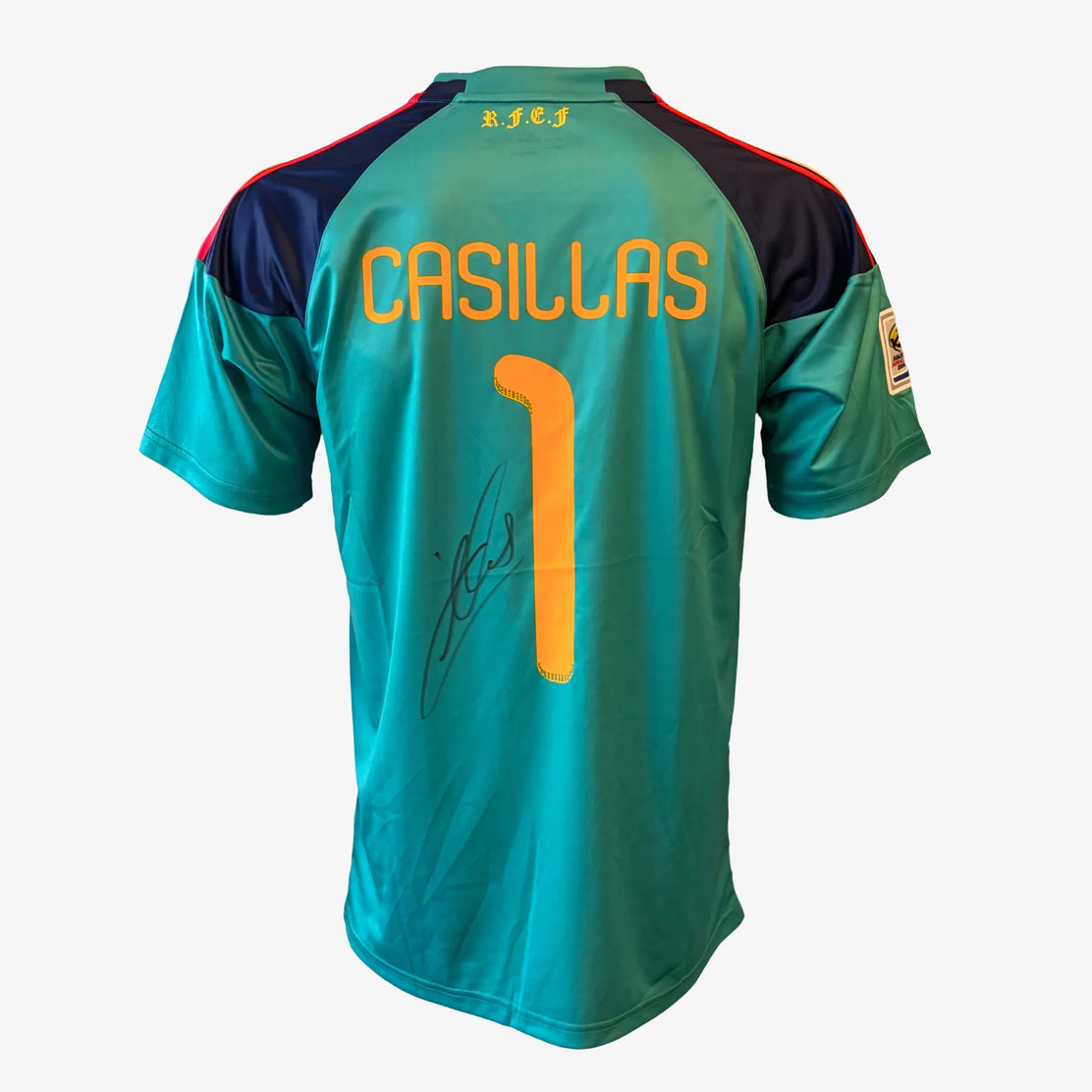 IkerCasillasMagliaPortiereSpagnaAutografata_2010Mondiali | Iconic Shirts