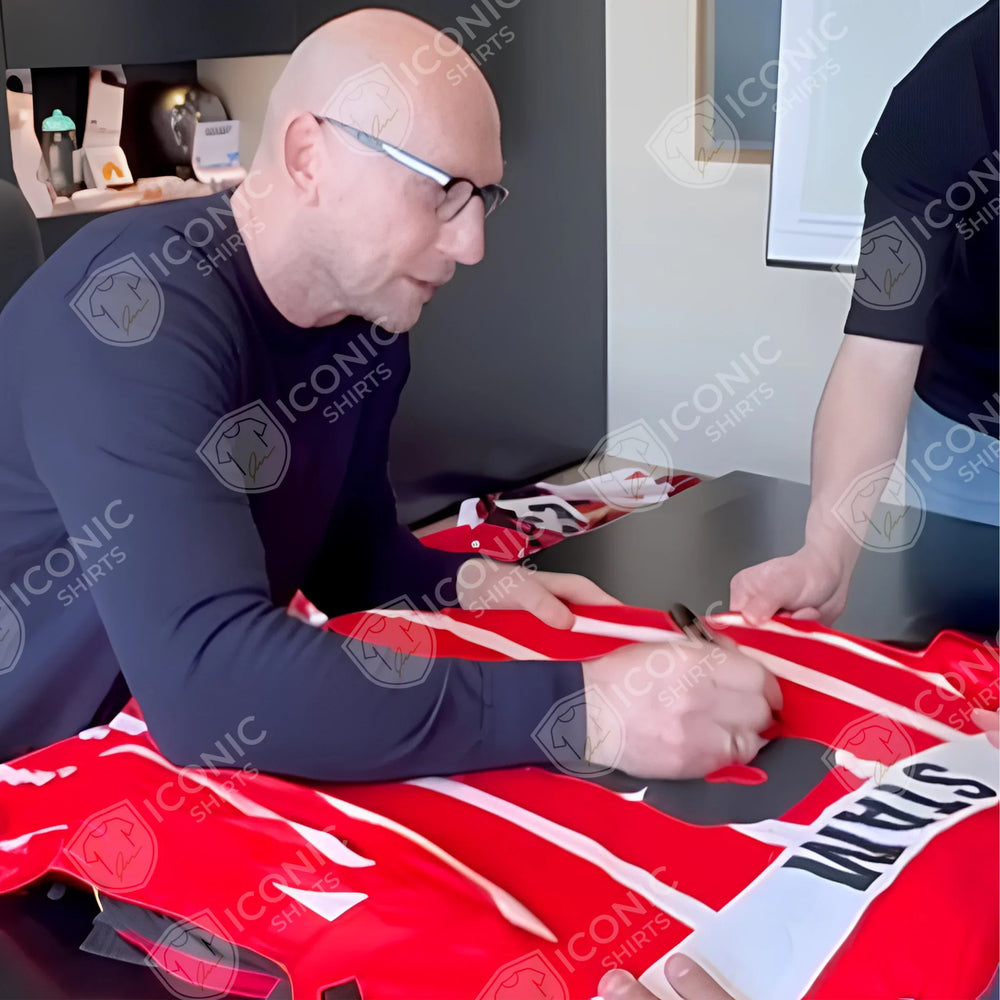JaapStam-signingphotoPSVshirt | Iconic Shirts