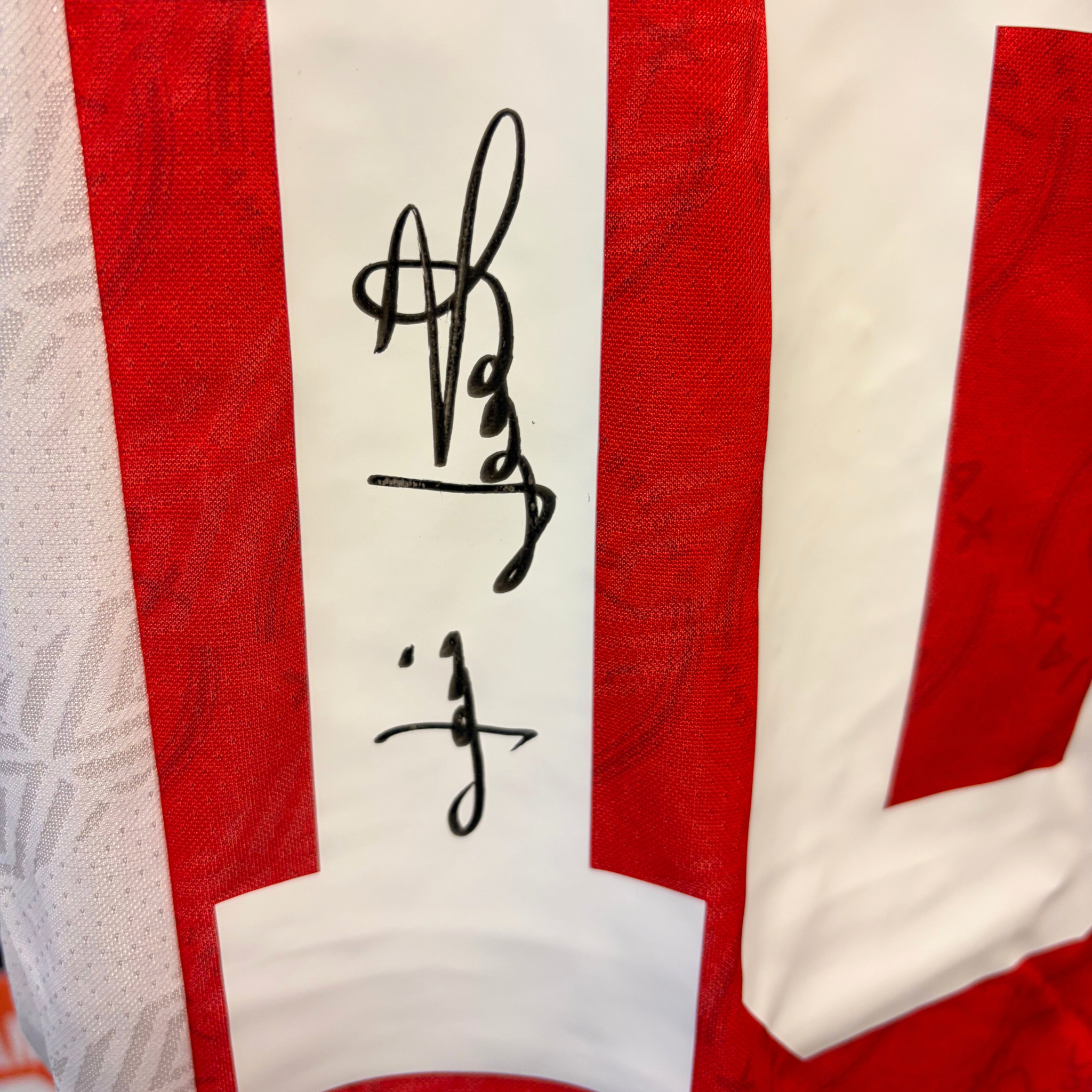 Jari Litmanen Signed Ajax Football Shirt - 1994-95 Home