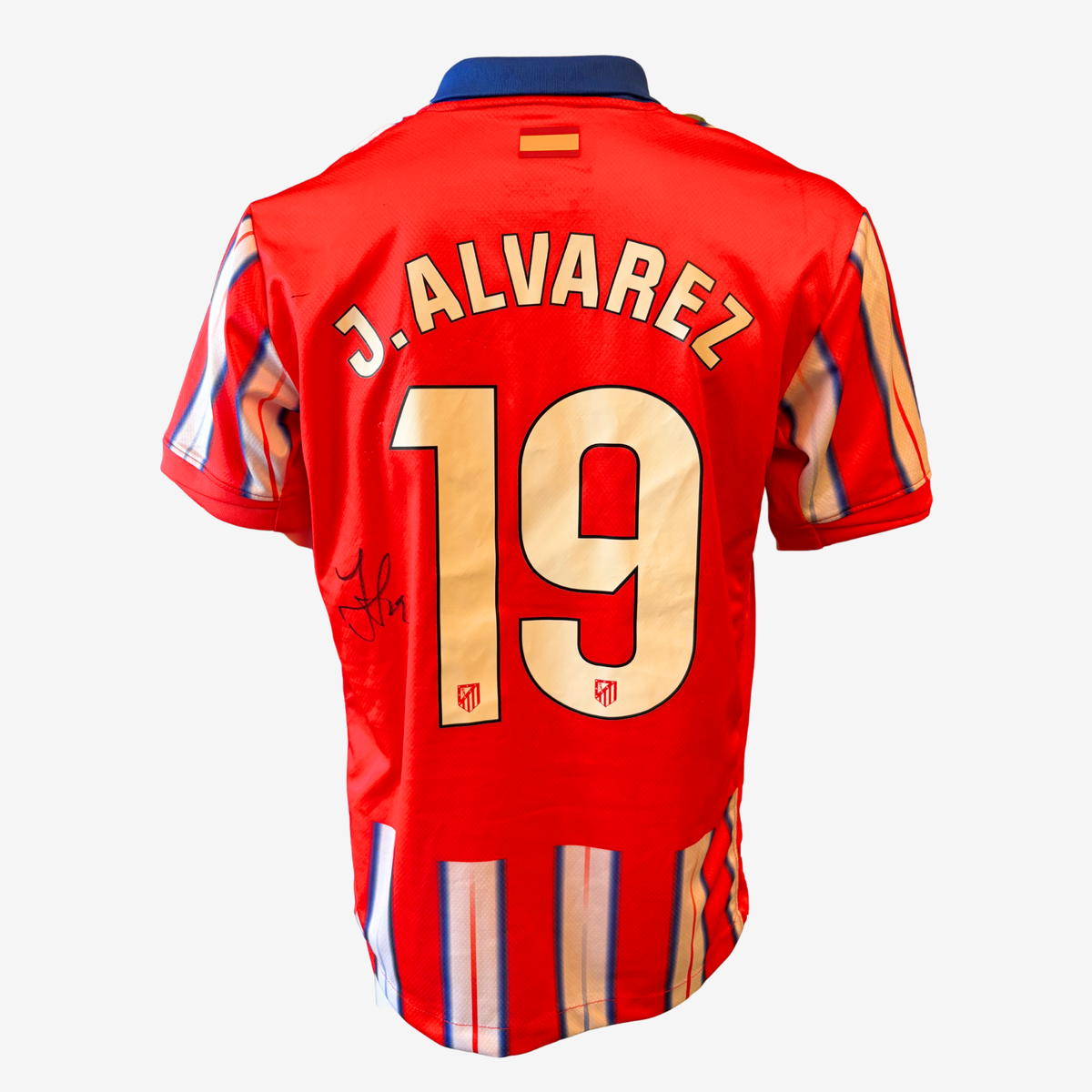 Julián Álvarez Signed Atlético de Madrid Home Football Shirt – 2024–25