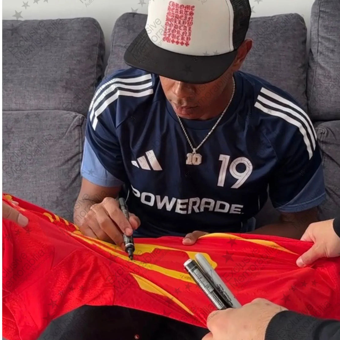 LamineYamalSignedSpainFootballShirt2024Home-includingphotoproof-signature | Iconic Shirts