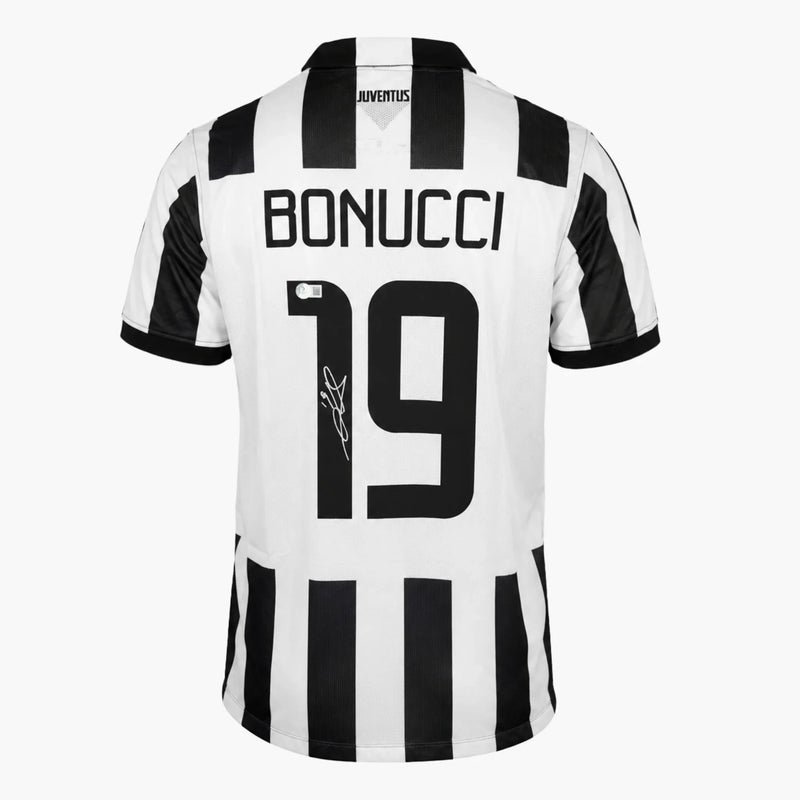LeonardoBonucciSignedJuventusHomeShirt2014_15-back | Iconic Shirts