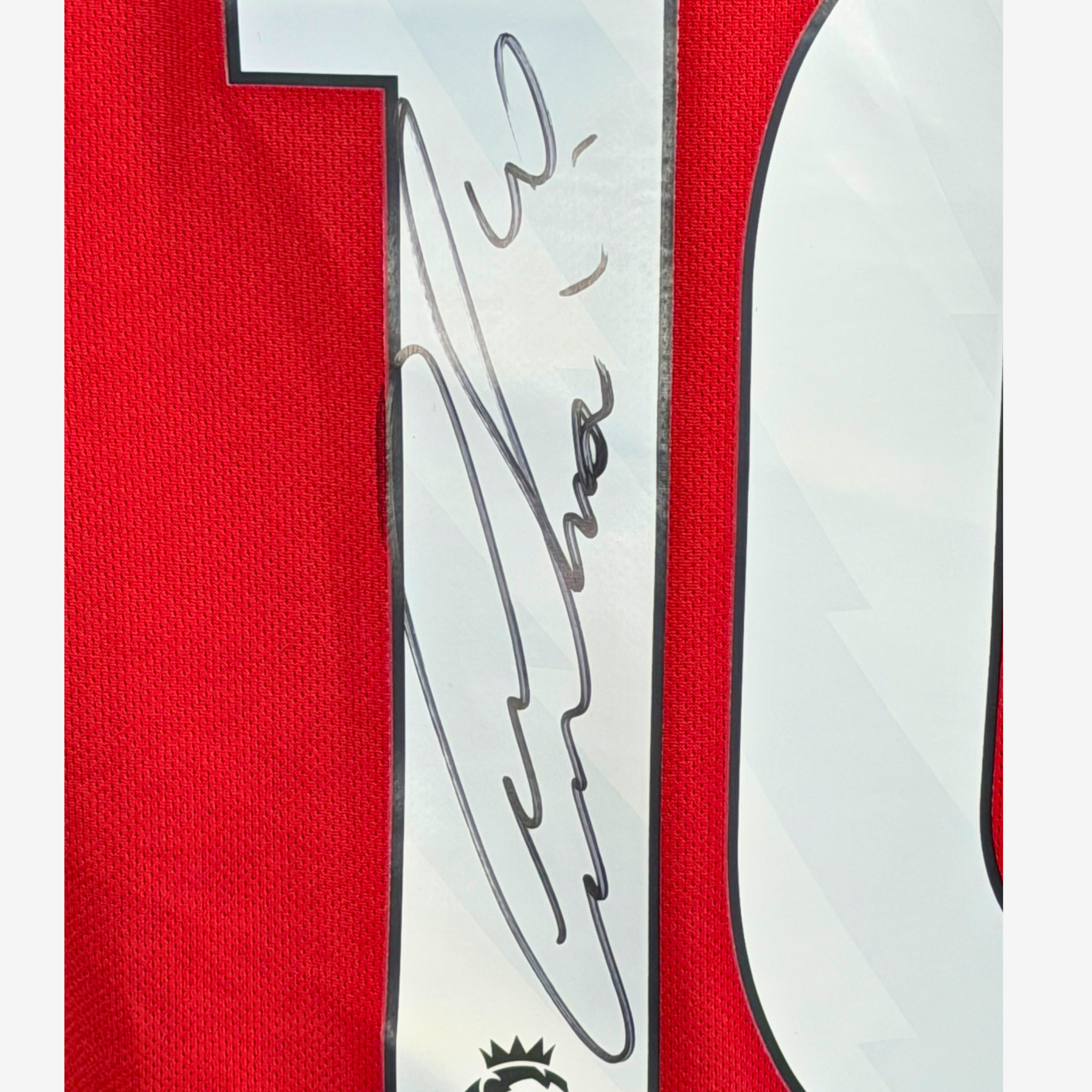 Matheus Cunha Signed Manchester United 2025–26 Home Shirt