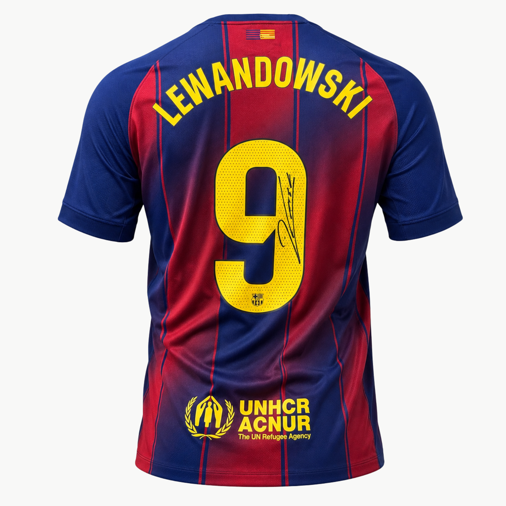 RobertLewandowskiSignedFCBarce