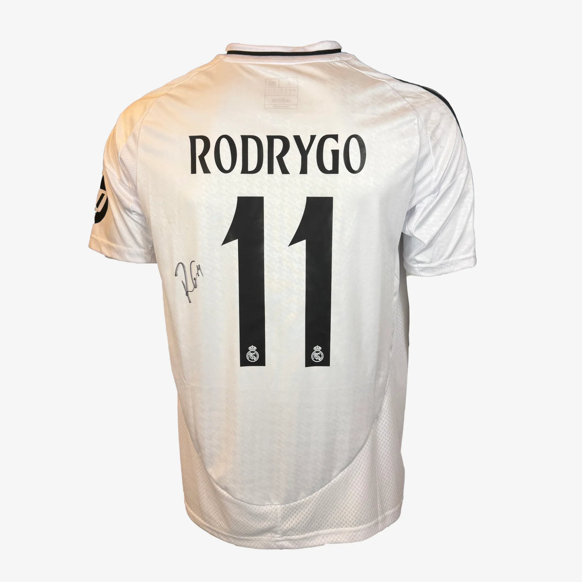 RodrygoSignedRealMadridHomeShirt_2024_25-back | Iconic Shirts