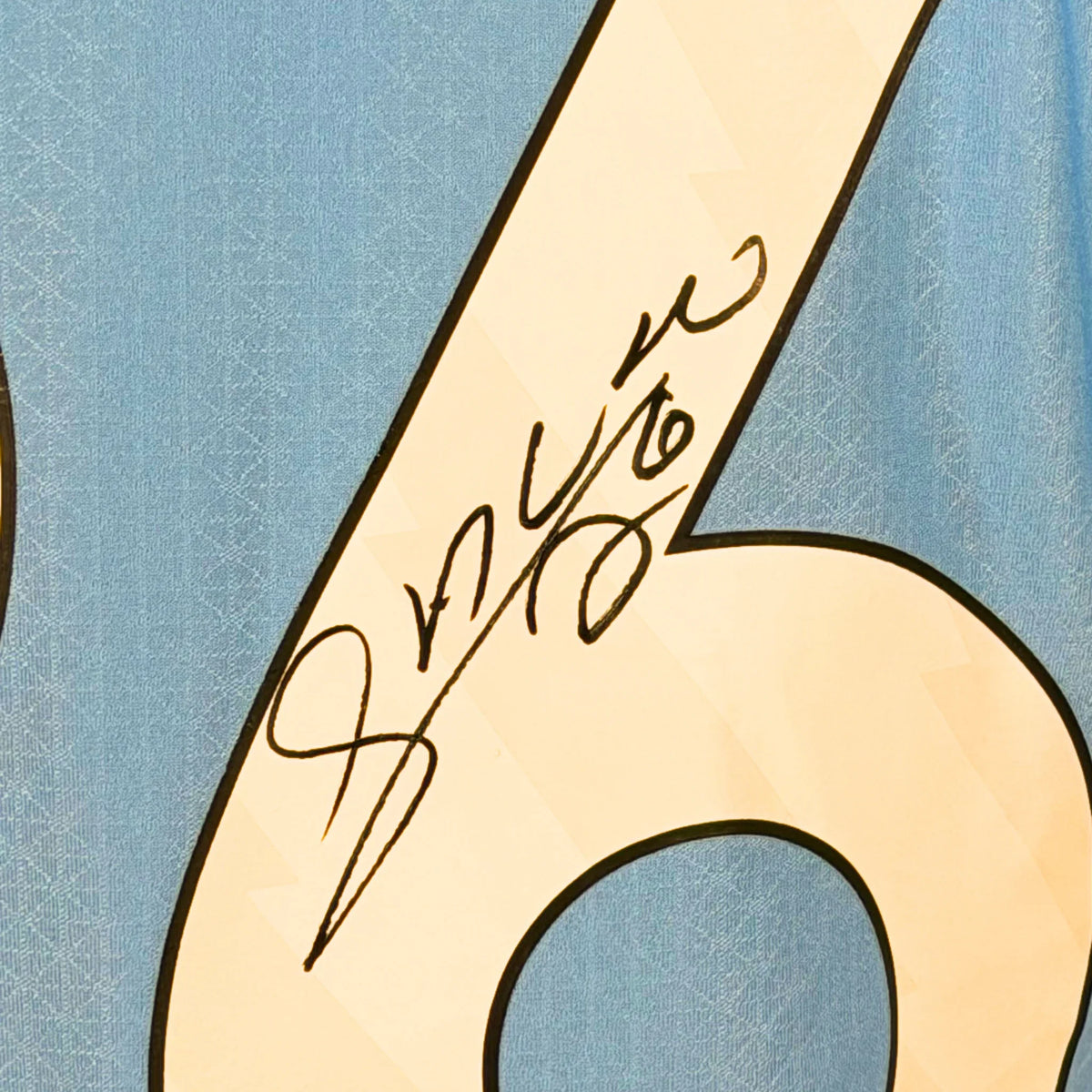 SavinhoSignedManchesterCityHomeShirt2025-2026-signature | Iconic Shirts
