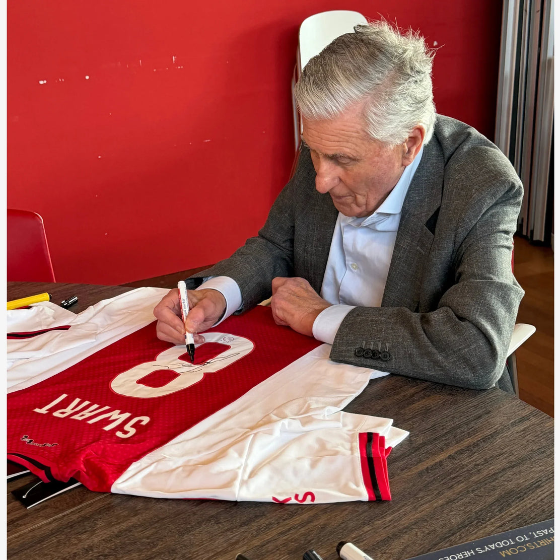 SjaakSwartSignedAjaxHomeShirt-Framed-signatureproof | Iconic Shirts