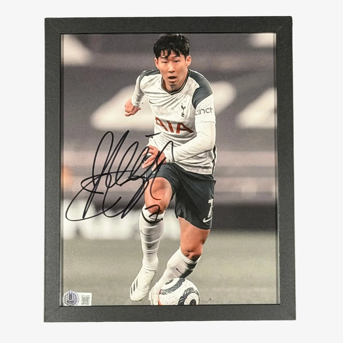 SonHeung-minSignedTottenhamHotspurPhoto | Iconic Shirts