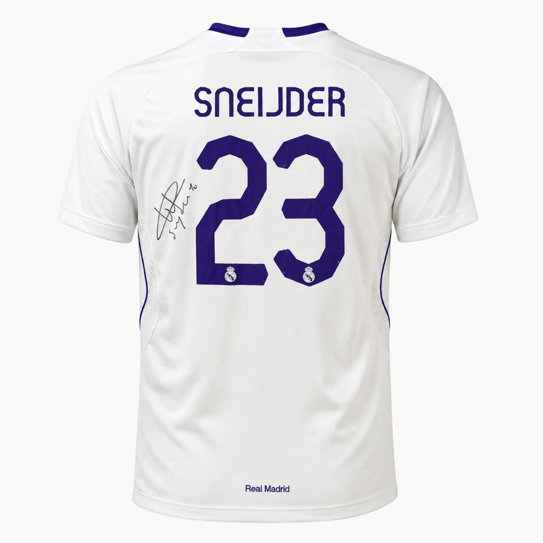 alt
Maillot domicile signé Real Madrid 2007-2008 de Wesley Sneijder | Iconic Shirts